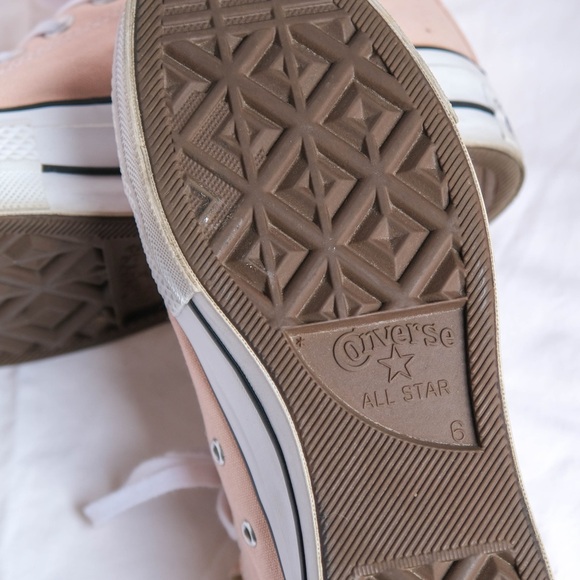 Platform Low Top Converse Light Pink Women’s US 8 - Picture 7 of 7
